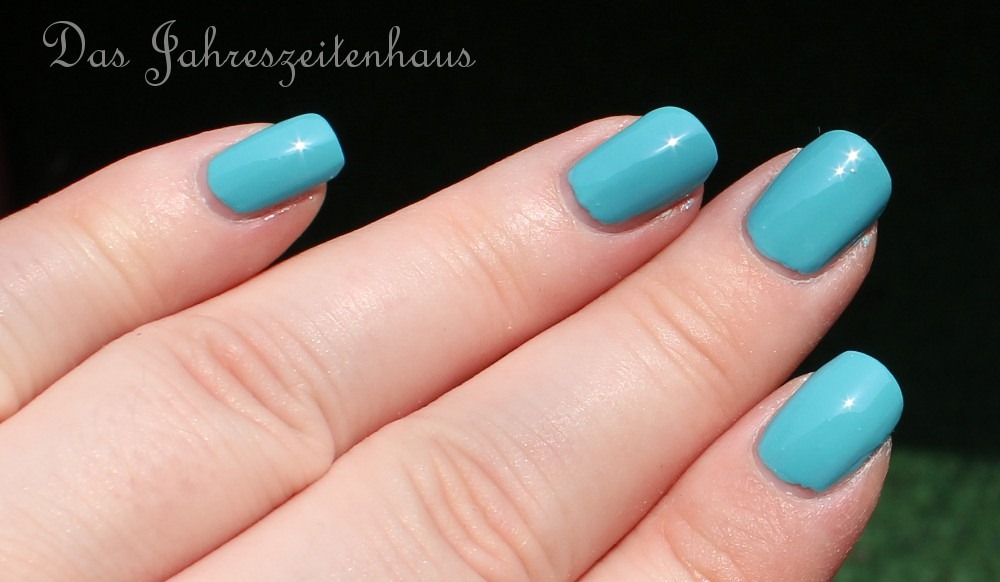 [0%2520P2%2520Limited%2520Edition%2520LE%2520Pool%2520Side%2520Party%2520Nagellack%2520020%2520Turquoise%2520Sky%25205%255B4%255D.jpg]