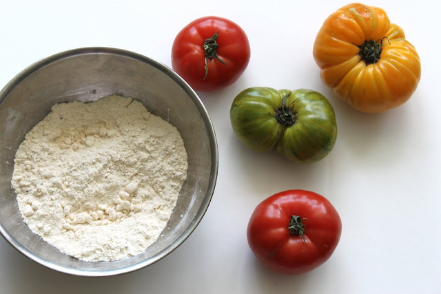 Heirloom Tomatoes + The Start of Dough