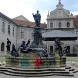 Eidan in the Apothekenhof courtyard of the Residence Palace