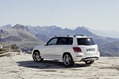 2013-Mercedes-Benz-GLK-26_thumb.jpg?imgmax=800