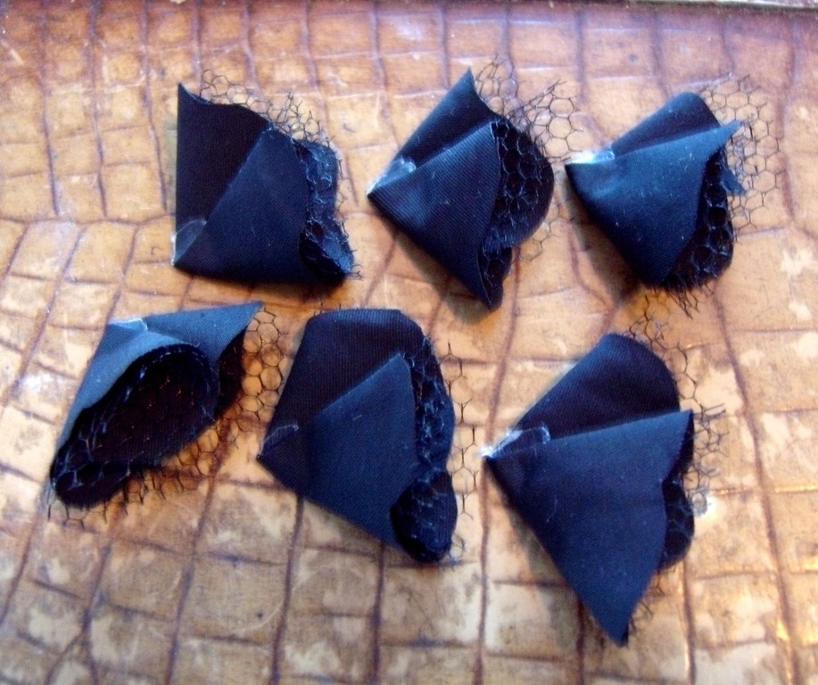 [flowerhat10%255B3%255D.jpg]