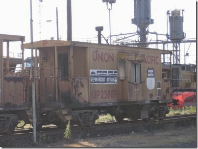 IMG_6473 Union Pacific Caboose #25887 at Albina Yard in Portland on May 22, 2007