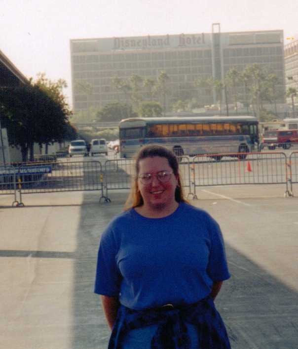 [John%2520at%2520Disneyland%252019972%255B2%255D.jpg]