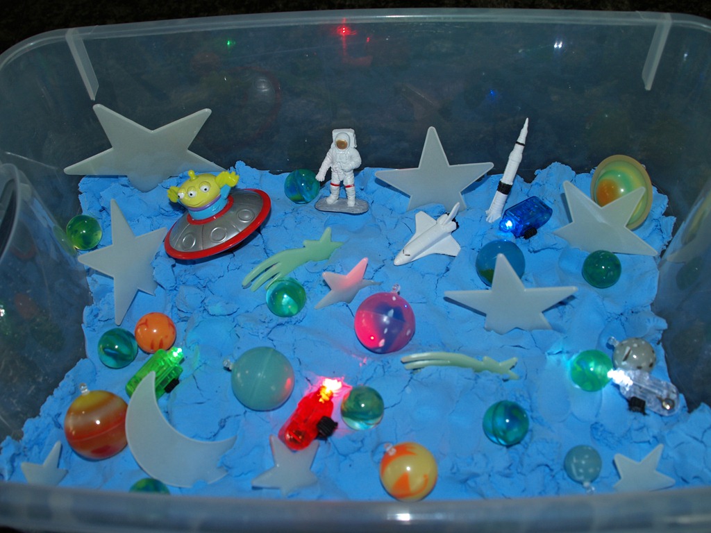 [Astronomy%2520Sensory%2520Tub%2520001%255B4%255D.jpg]