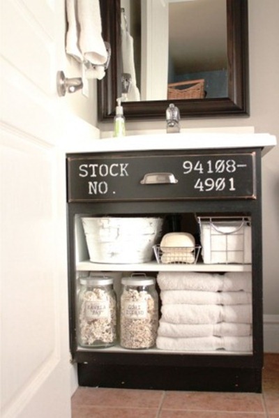 open shelving bathroom