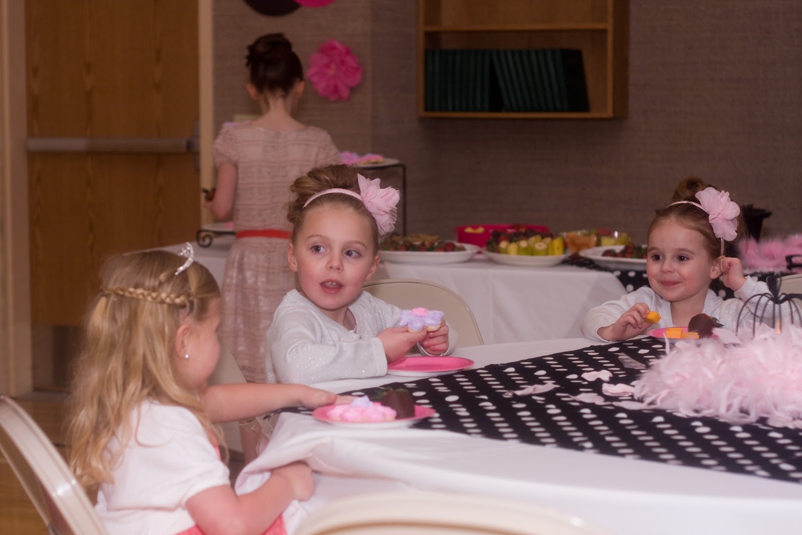 [Aubrie%252C%2520Sophie%2520and%2520Tessa%255B3%255D.jpg]