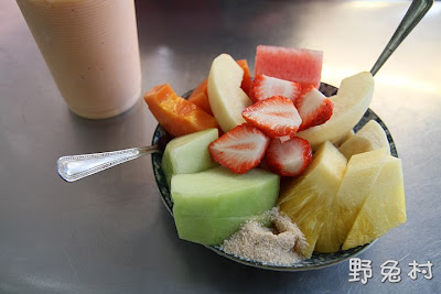 [臺南-美食] 阿田水果店-超美味的木瓜牛奶
