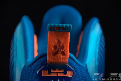 China is Coming to America. Nike LeBron 9 Official Release Date. lebron9 china blue flame 088 web black China is Coming to America. Nike LeBron 9 Official Release Date.