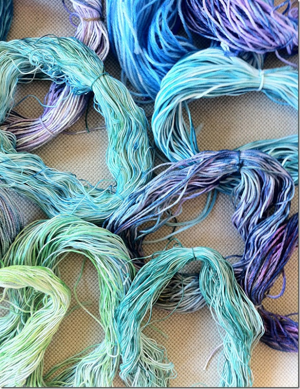Threads detail3 Threads detail3