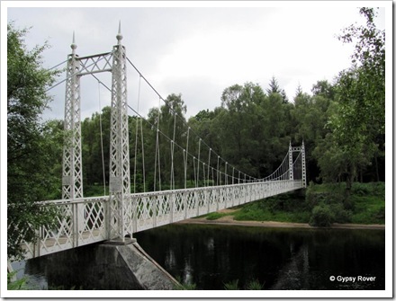 Canbus O'May suspension bridge over the river Dee. Built in 1905 reconstructed 1988.