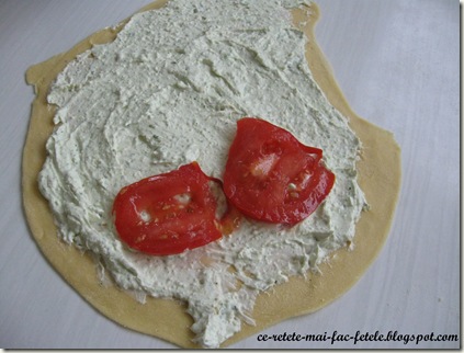 Cannelloni de casă - umplem si modelam Cannelloni de casă - umplem si modelam
