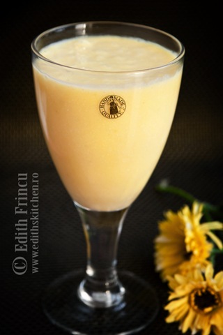 [smoothie%2520de%2520ananas%25202.jpg]