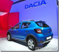 Dacia stand Parijs 2012 13