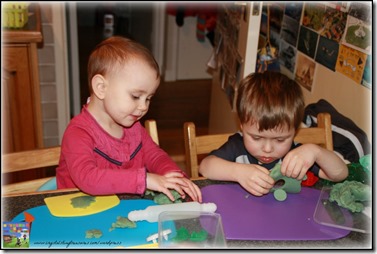 Day in the Life of a Homeschooling Mom Day in the Life of a Homeschooling Mom