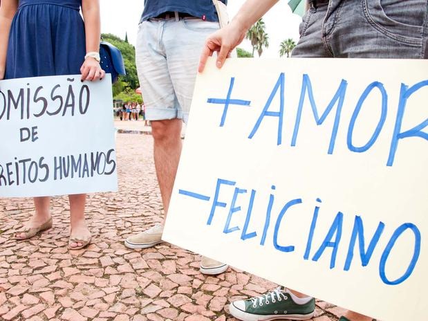 [manifesta%25C3%25A7%25C3%25A3o%2520contra%2520Marco%2520feliciano%252003%255B3%255D.jpg]