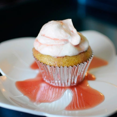 Strawberry Rhubarb Tres Leches Cupcakes Recipe #SummerOutshine #shop Strawberry Rhubarb Tres Leches Cupcakes Recipe #SummerOutshine #shop