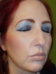wearing 3D Eyeshadow in irresistible  midnight date from essence cosmetics_eyes closed