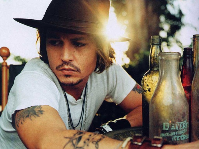 [johnny_deep_1_1024%255B4%255D.jpg]