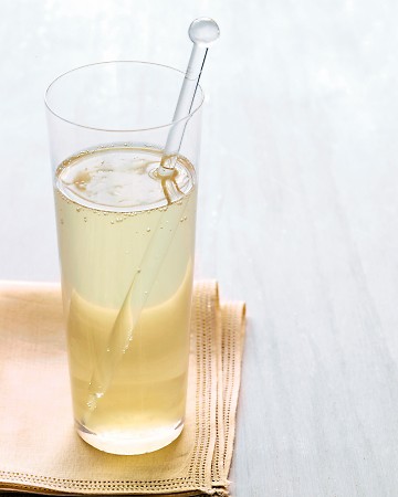 Ginger Sparkler: Warm your guests' spirits with this slightly spicy libation.
