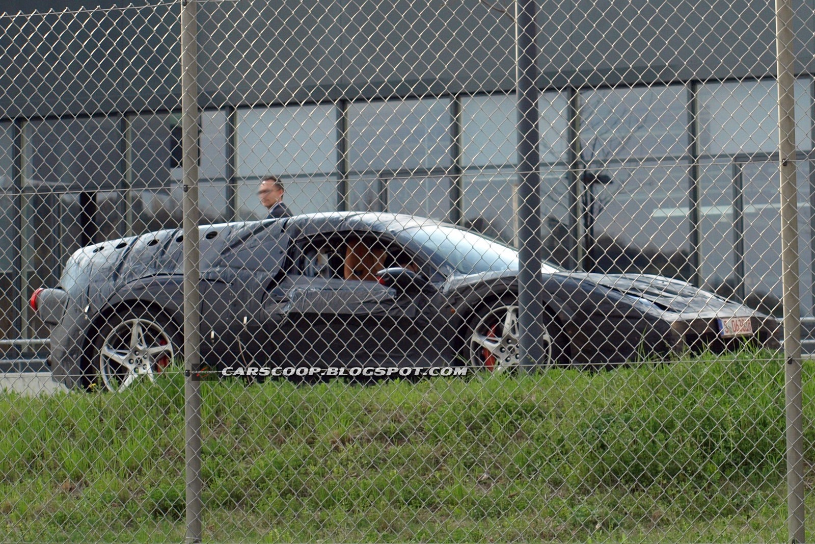 [Ferrari-Enzo-Test-Mule-10%255B3%255D%255B7%255D.jpg]