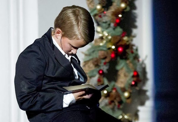 6999094-a-christmas-carol 6999094-a-christmas-carol