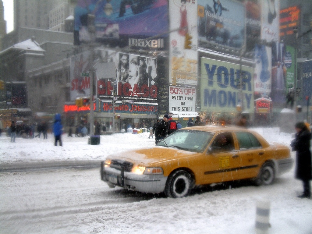 [yellow-cab-nyc-times-square-snow%255B4%255D.jpg]