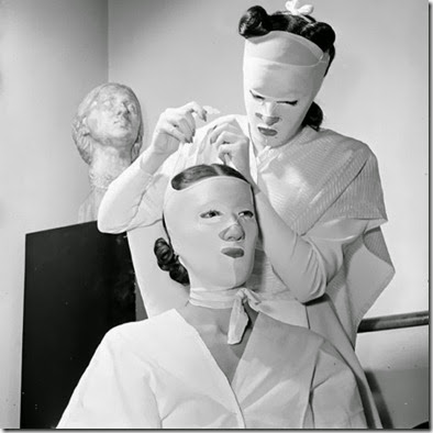 vintage-beauty-salon-equipment-10
