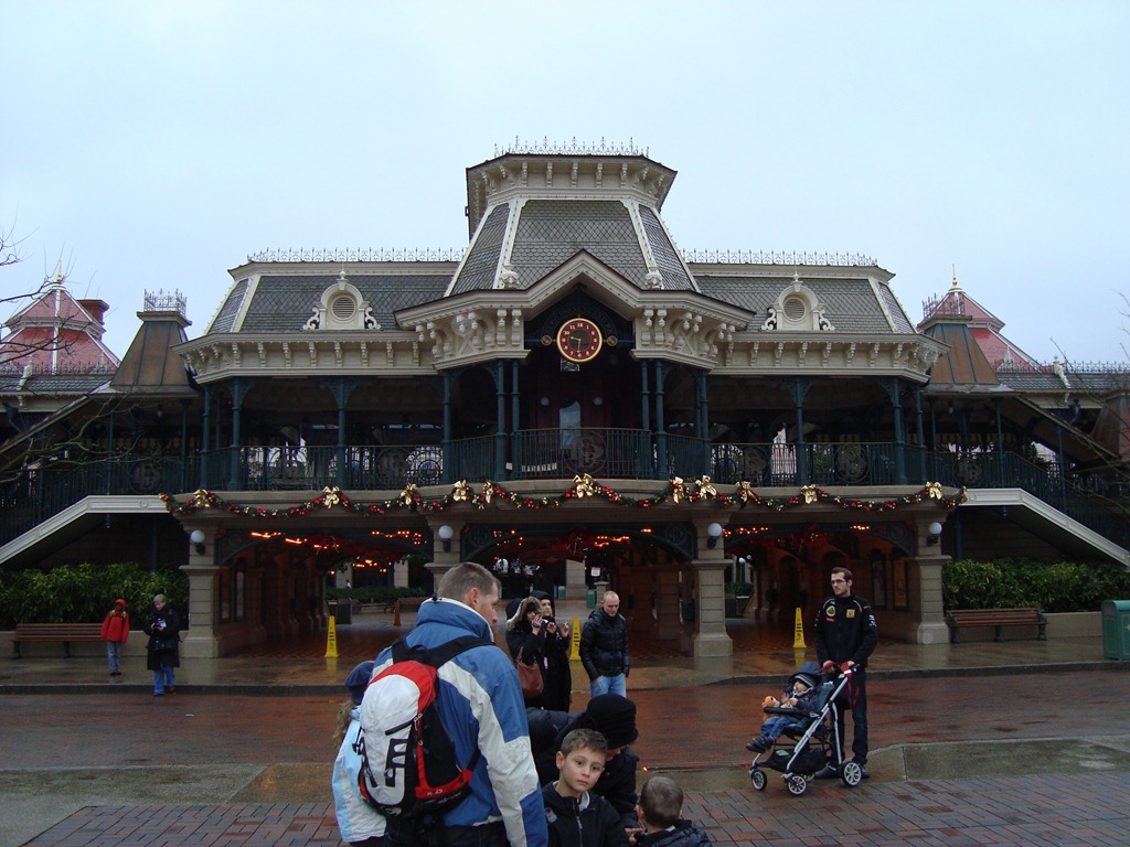 [eurodisney2%25202012%2520174%2520%252812%2529%255B5%255D.jpg]