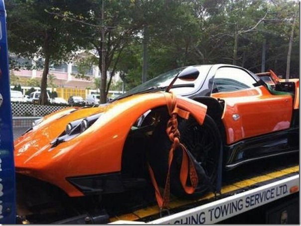 Pagani Zonda F destruido em Hong Kong (3) Pagani Zonda F destruido em Hong Kong (3)