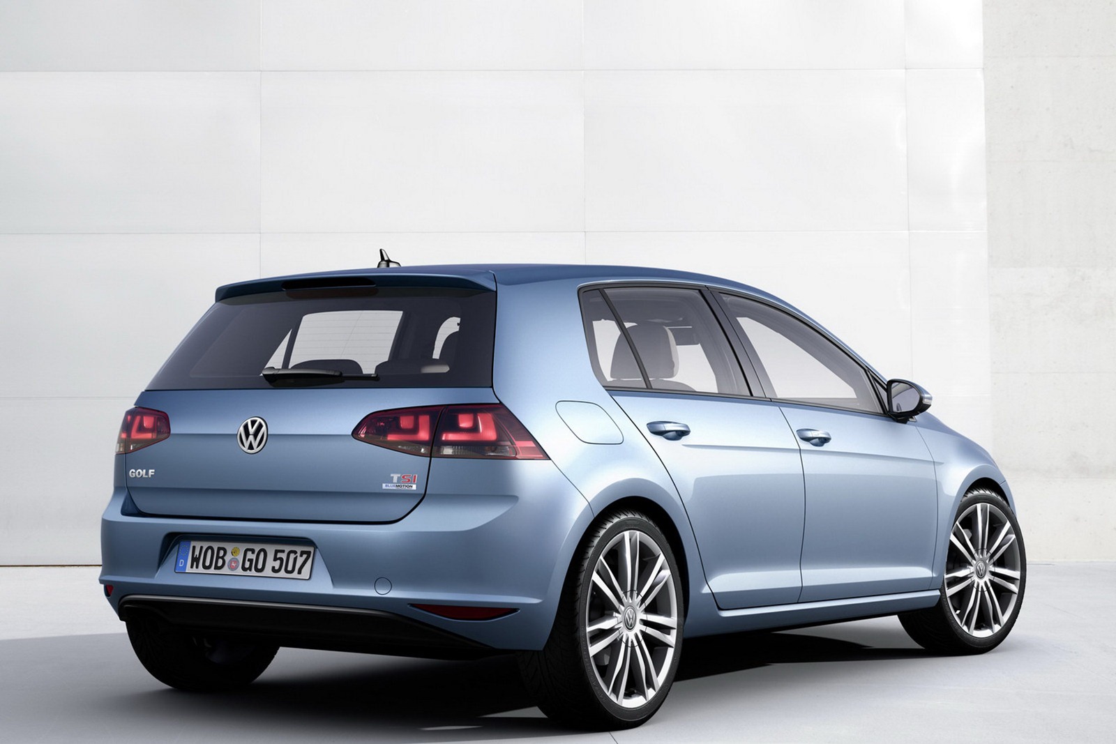 [2013-VW-Golf-Mk7-8%255B2%255D.jpg]