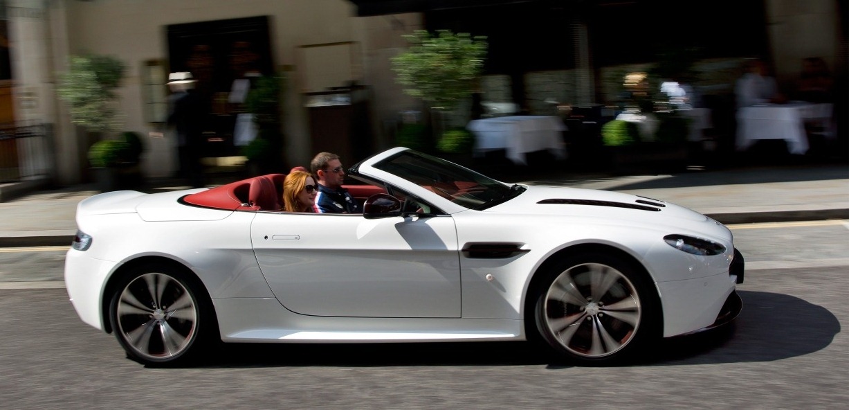 [astonmartinv12vantageroadster10%255B2%255D.jpg]