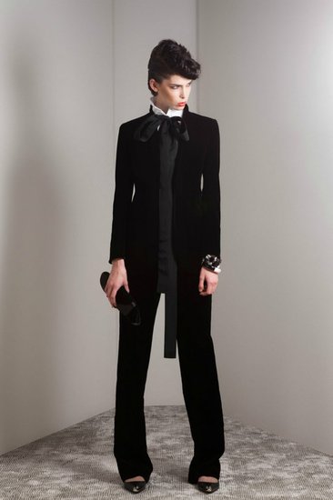 Giorgio-Armani-Pre-Fall-2012-15.jpg