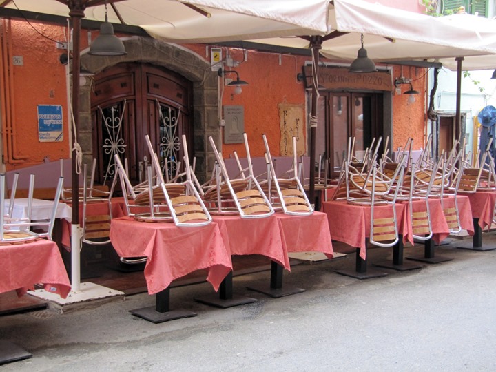 [Monterosso%2520Chairs_4719%2520copy%255B3%255D.jpg]