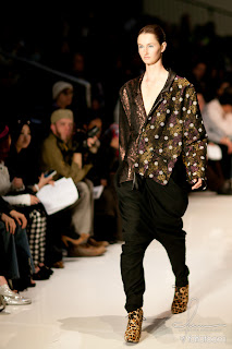 Donna Dong Zhong - AA Graduate 2011 DonnaDongZhongAAGraduate2011 Academy of Arts University Graduate Fashion Show 2011 Review
