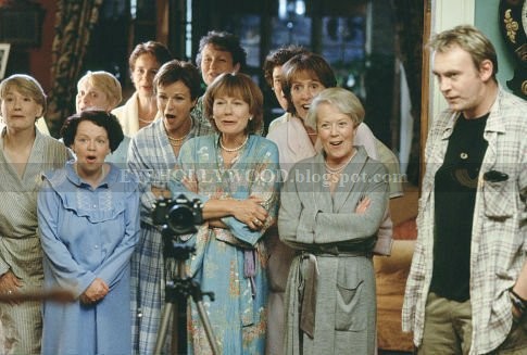 Linda Bassett 