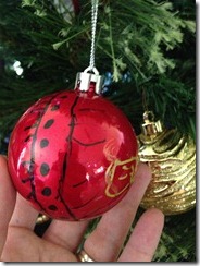 decorating baubles