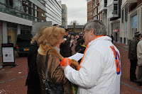 2010 02 13 Publieksactie centrum met Charlie Aptroot 035.jpg 2010 02 13 Publieksactie centrum met Charlie Aptroot 035.jpg