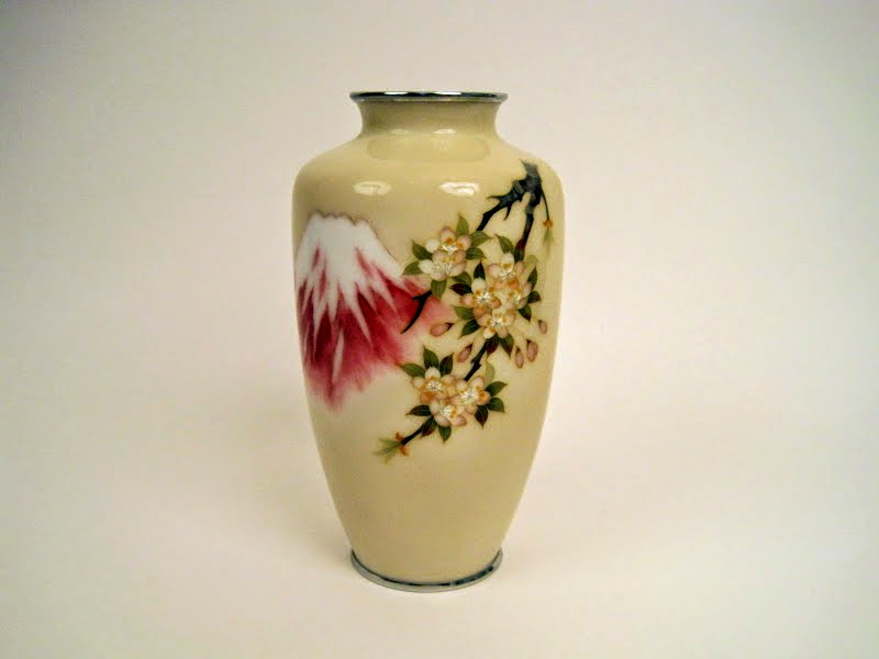 Pictural Porcelain Vase