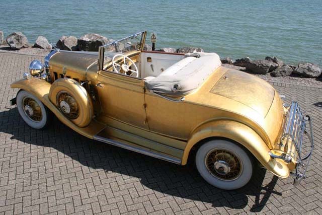 [1931-Cadillac-355-Gold-Plated-8%255B3%255D.jpg]