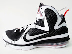Release Reminder: Nike LeBron 9 Freegums Drops Tomorrow nike lebron 9 gr black white scarface 3 11 freegums Release Reminder: Nike LeBron 9 Freegums Drops Tomorrow