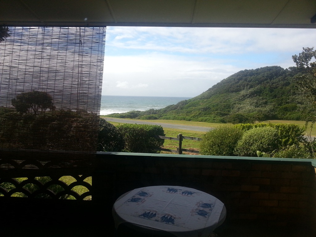 [Cottage%252051%2520-%2520Kayser%2527s%2520Beach%2520-%2520Eastern%2520Cape%2520-%2520Sea%2520View%2520From%2520Master%2520Bedroom%2520Patio%255B10%255D.jpg]