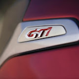 Peugeot_208_Gti_Concept_12.jpg