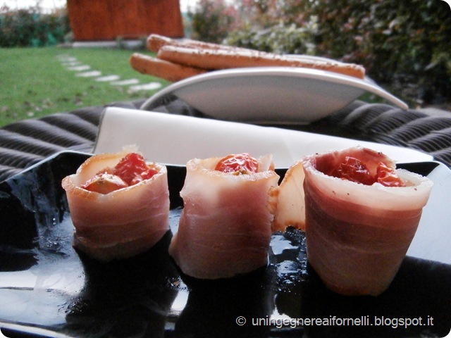 pesce spada affumicato pomodorini rotolini antipasto aperitivo pesce spada affumicato pomodorini rotolini antipasto aperitivo