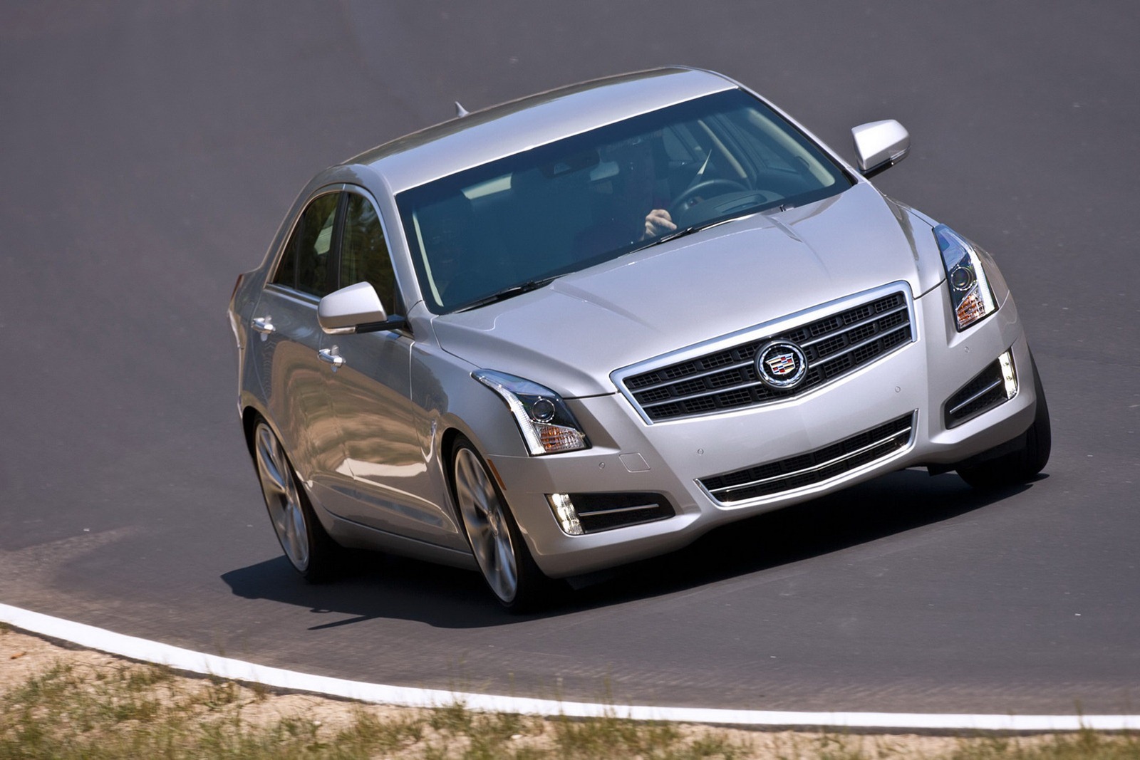 [2013-Cadillac-ATS-74%255B2%255D.jpg]