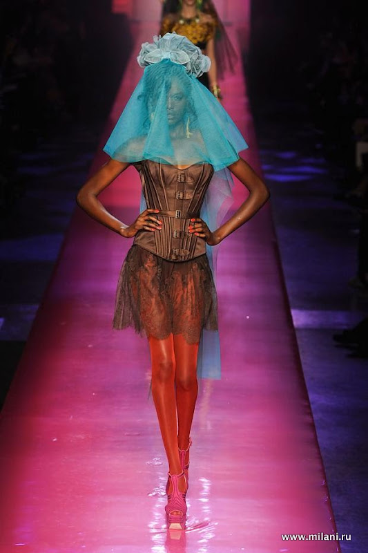 jean-paul-gaultier-haute-couture-spring-2012-pfw146.jpg