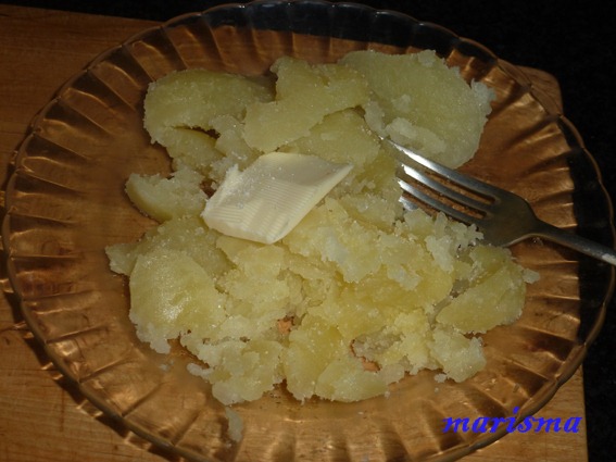 [patata-rellena-de-carne10-copia4.jpg]
