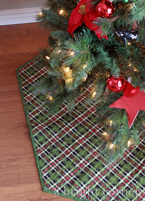 reversible Christmas tree skirt