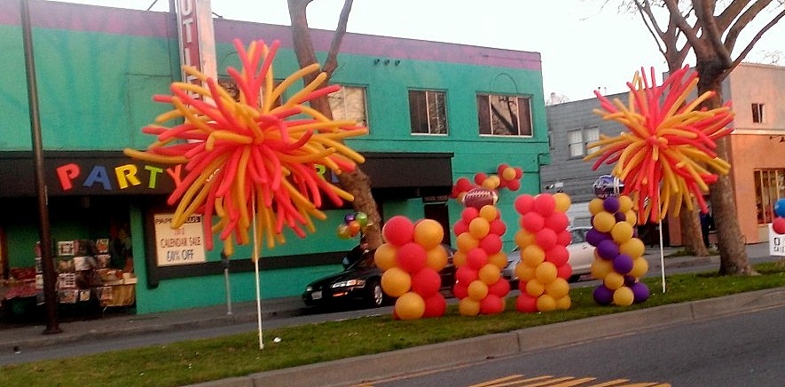 [balloon-starburst---berkeley5.jpg]