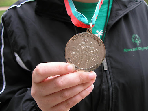 Special Olympics participant Sierra Simmons' winning medal.
(Photo credit: Jeremy Shreckhise)