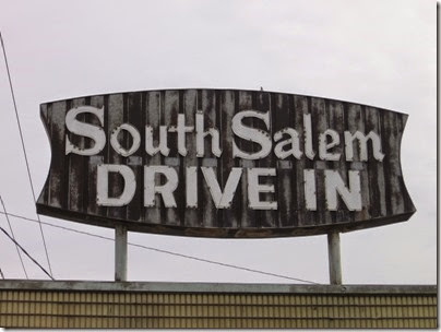 IMG_3870 South Salem Drive In Sign on Lancaster Drive in Salem, Oregon on September 17, 2006